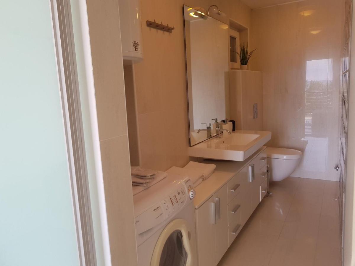 Apartments Fontana Zambratija Εξωτερικό φωτογραφία